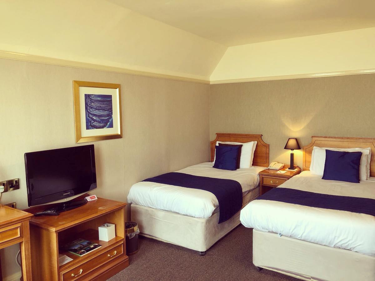 Hotel Victoria Lowestoft Kültér fotó